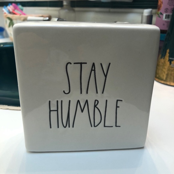 NEW RAE DUNN STAY HUMBLE CERAMIC DECOR